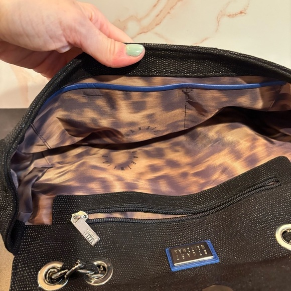 Stuart Weitzman Black Chain Strap Bag - Picture 7 of 10
